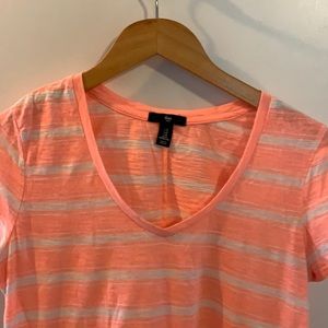Striped GAP tee